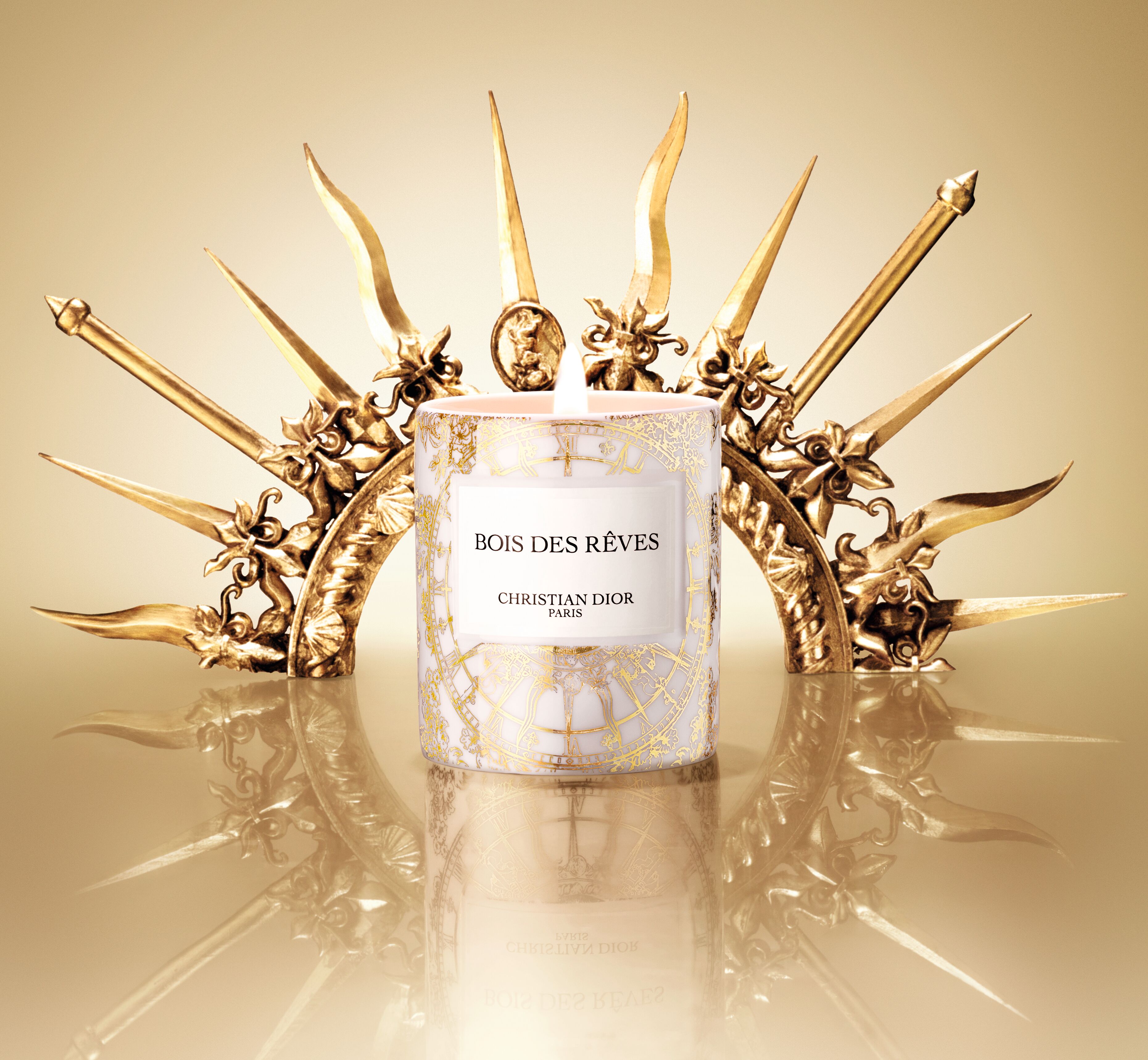 メゾン クリスチャン ディオール ホリデー煌びやかな限定アイテムが