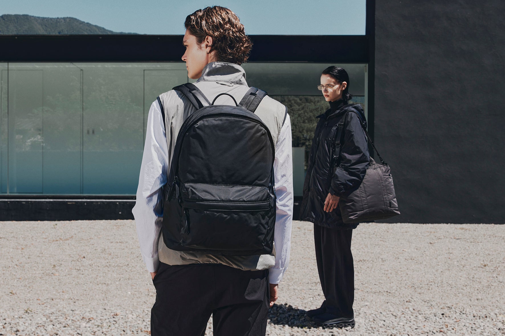 UNTRACK」の、ハイスペック素材を使用したカジュアルバッグシリーズ