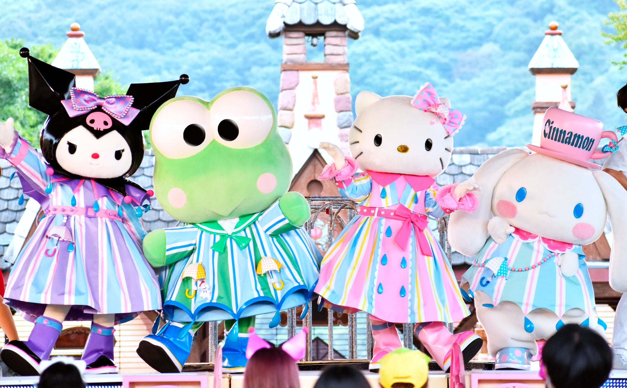 雨が降ったら足元にサンリオキャラクターが現れる！『「とっておき