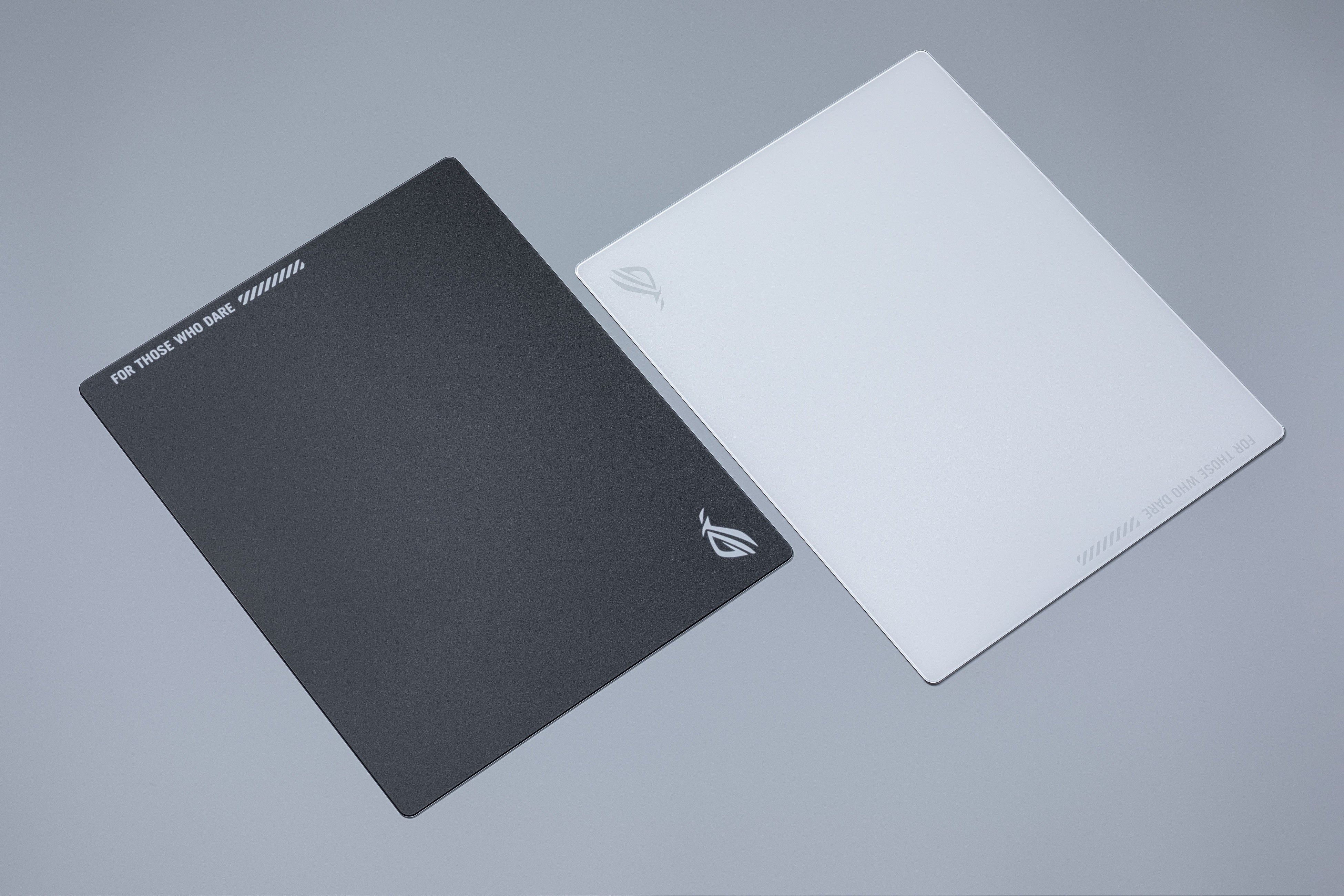 ASUSのゲーミングブランドRepublic Of Gamersより、初の強化ガラスを