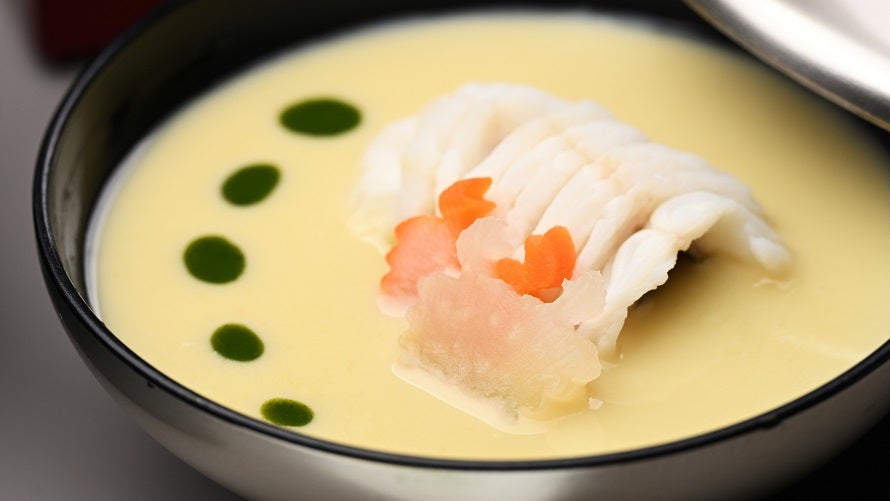 ザ・プリンス 京都宝ヶ池】ホタルが飛び交う幻想的な空間で憩う初夏の