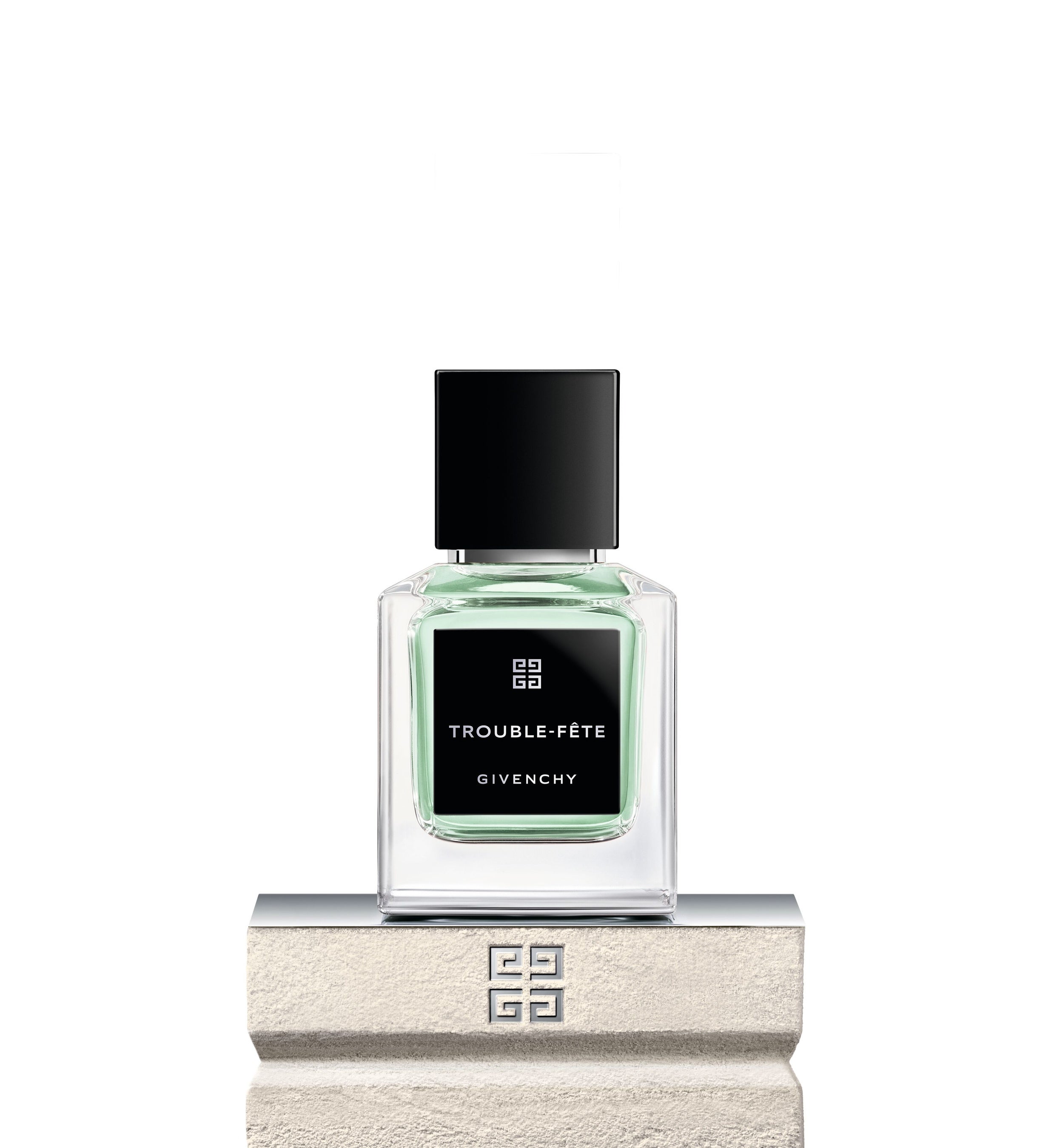 ジバンシイ】ジバンシイのプレミアムフレグランスシリーズより