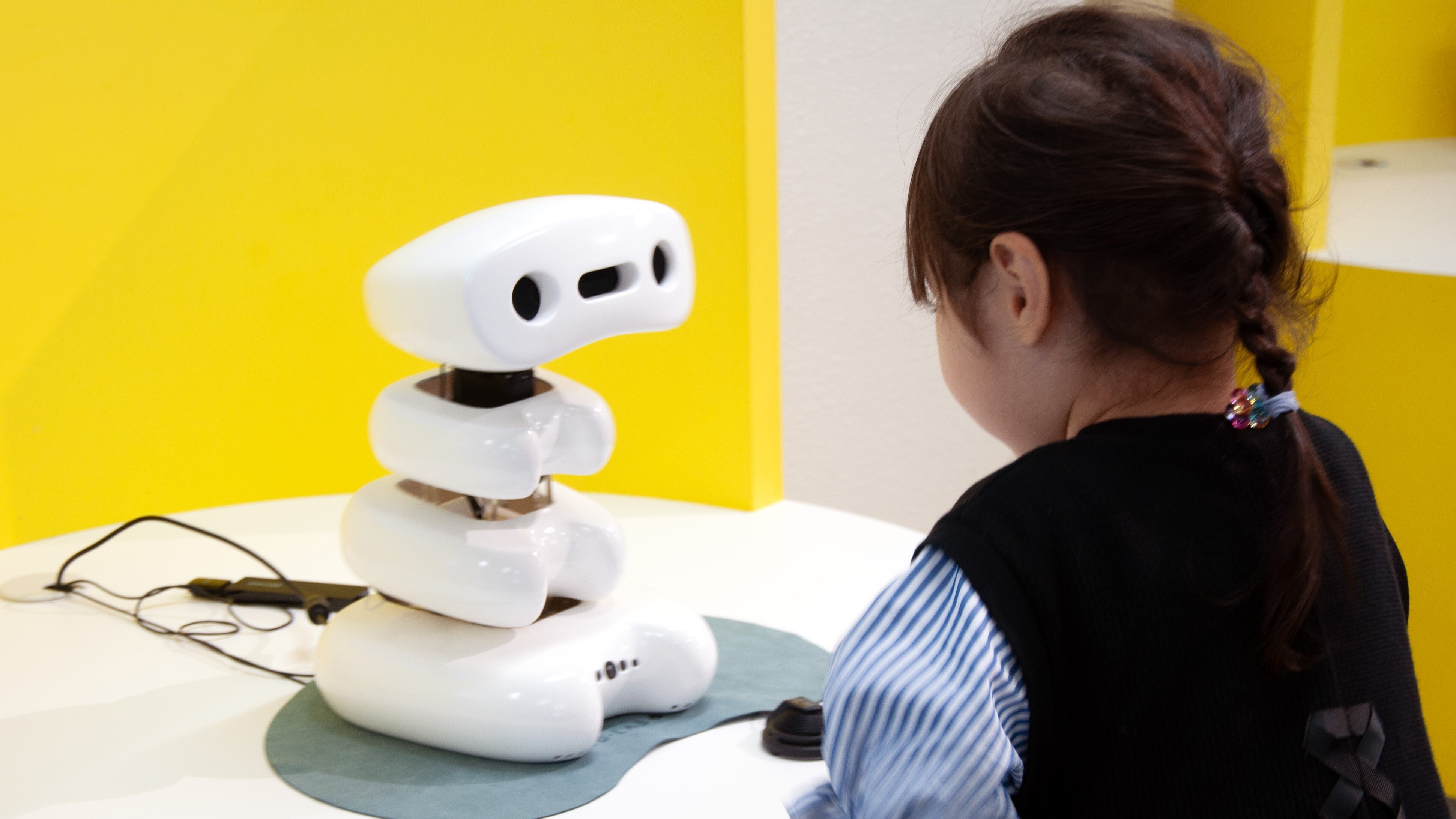 会話AIロボット「Romi」】7社以上のコミュニケーション特化型AI