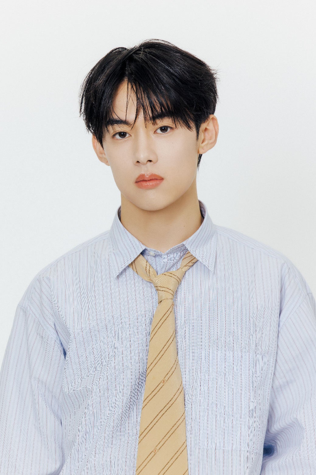 西山智樹・前⽥⼤輔による新ボーイズグループ「TAGRIGHT」候補⽣5名を