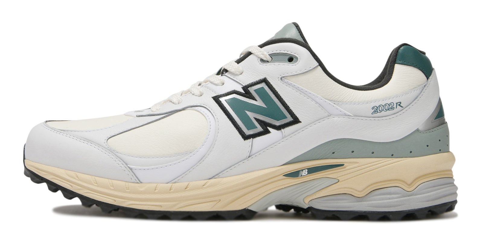 ニューバランス 「MR2002」からインスパイアされたゴルフシューズ