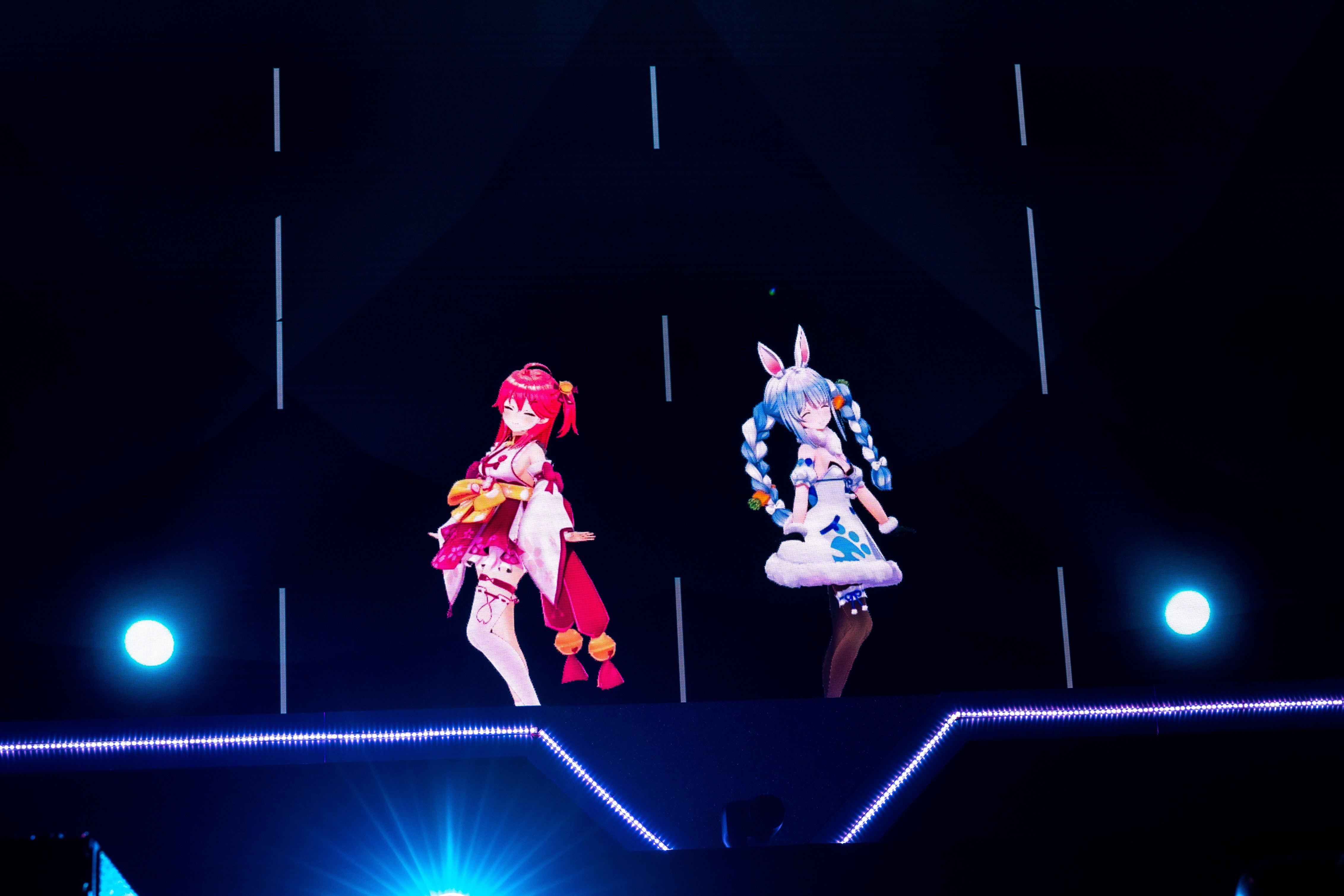 hololive 4th fes. Our Bright Parade』から「holo*27 stage」のライブ