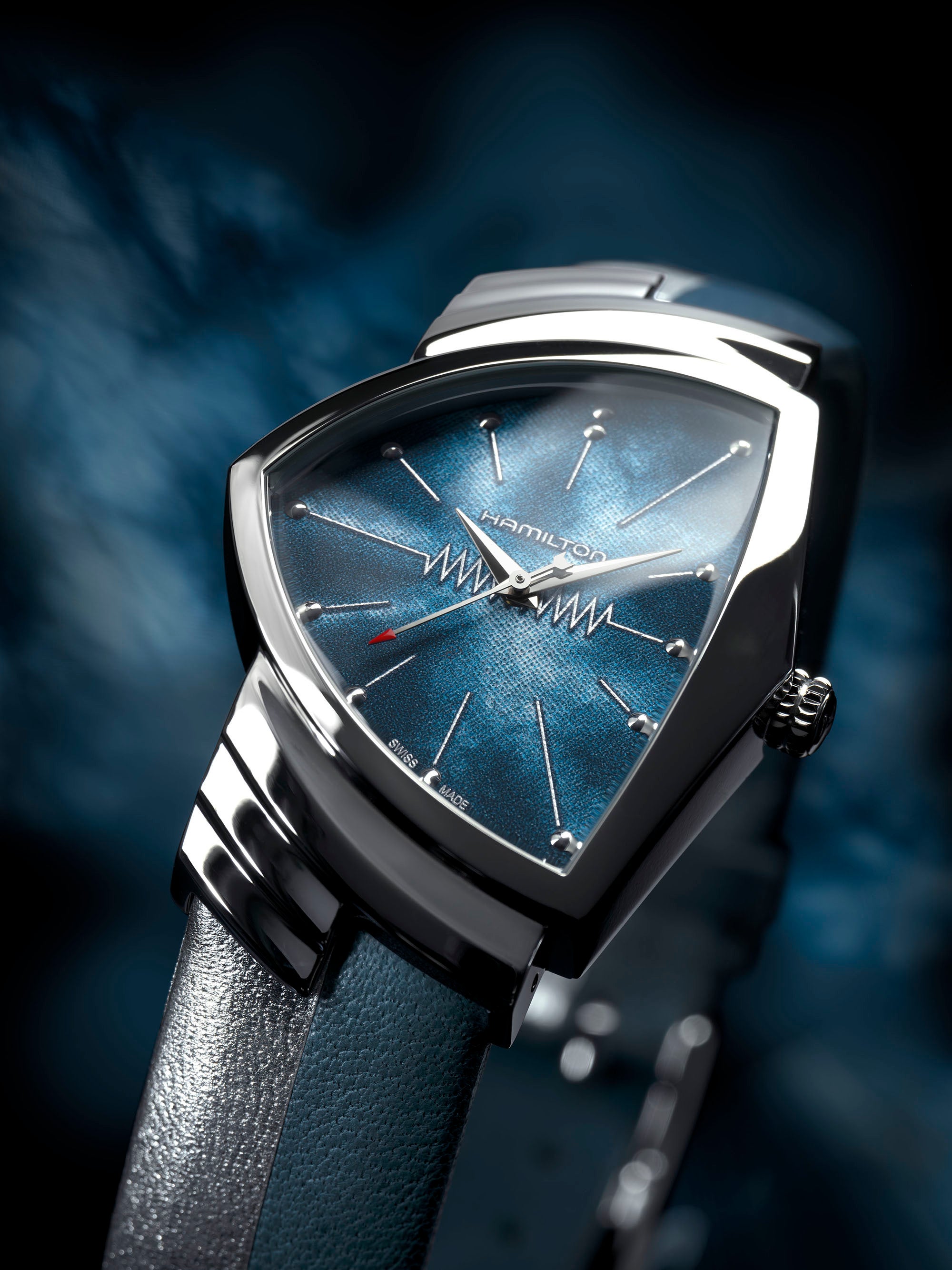 日本の伝統美と最先端技術が融合した唯一無二の「ベンチュラ SHIBORI