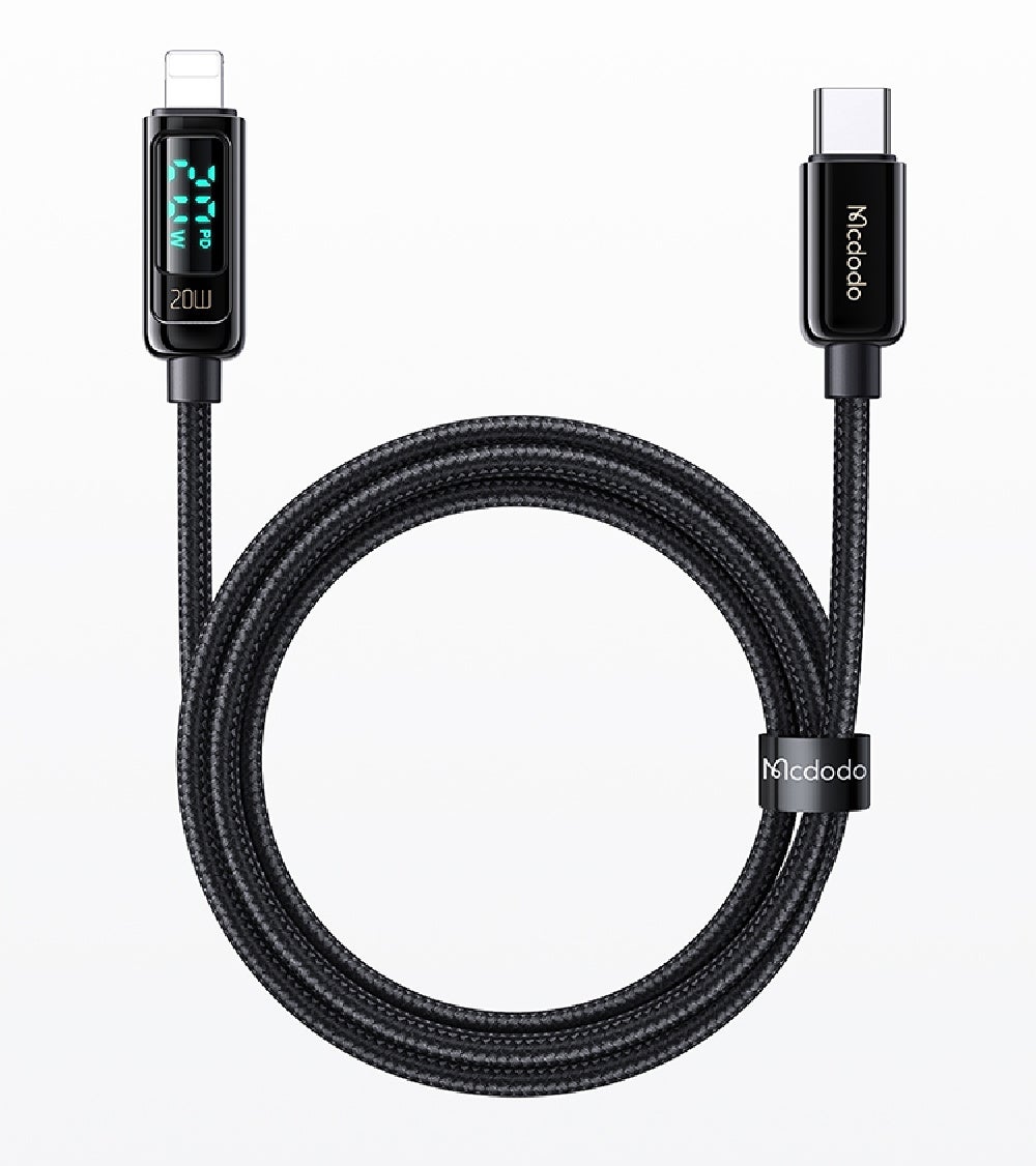 Macbook Proを驚異の1.8時間でフル充電！最大100W出力対応のハイエンド