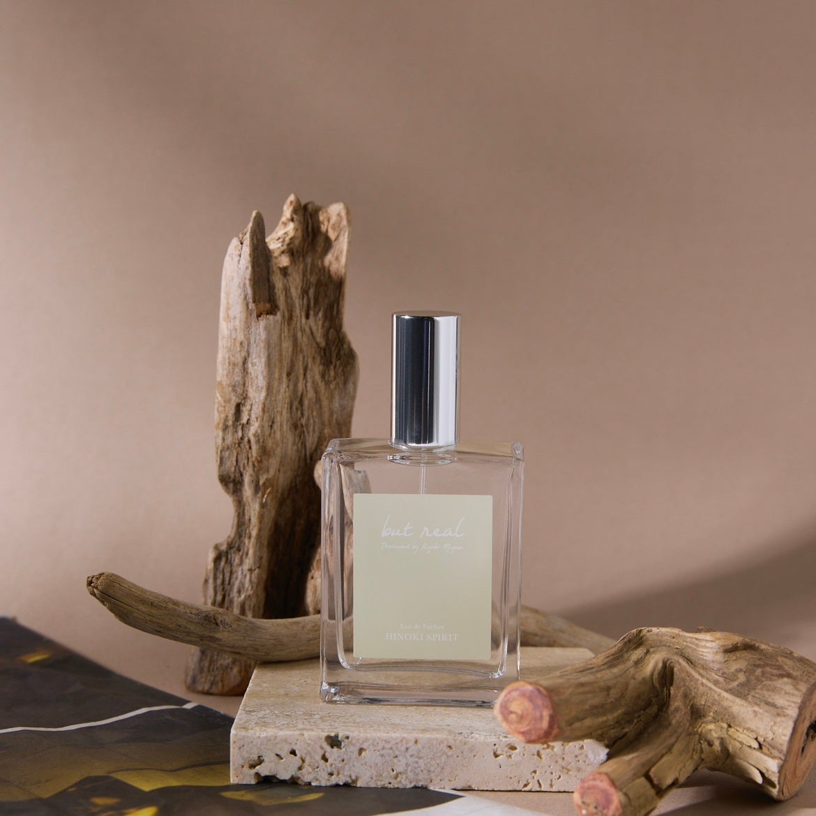 宮世琉弥プロデュースブランド「but real（バット リアル）」より