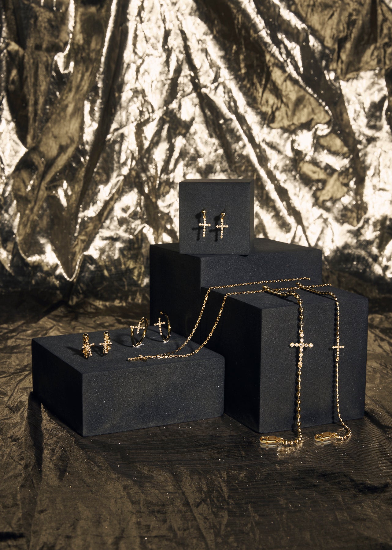 藤原樹×Infaction、第4弾。幼少期から愛し続けたクロスモチーフを自身