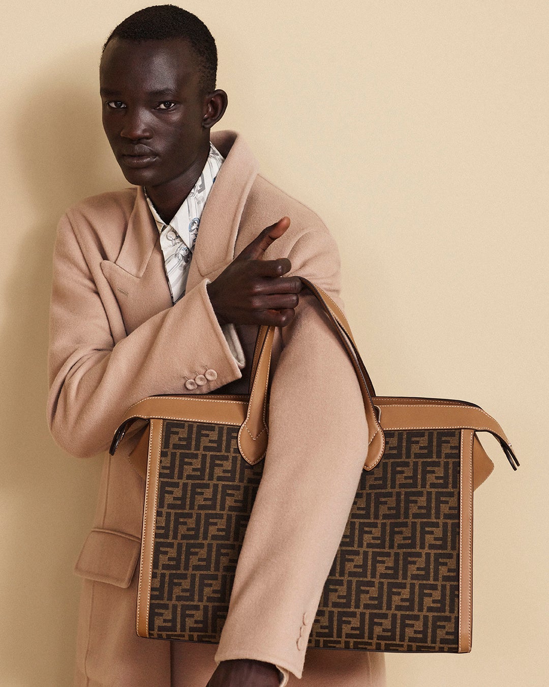 UN ART AUTRE FENDI フェンディ カタログ ハイブランド UN ART AUTRE