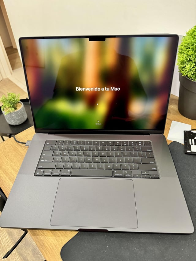 Finally, I have my first-ever MacBook Pro M4 Pro with 48GB / 512GB