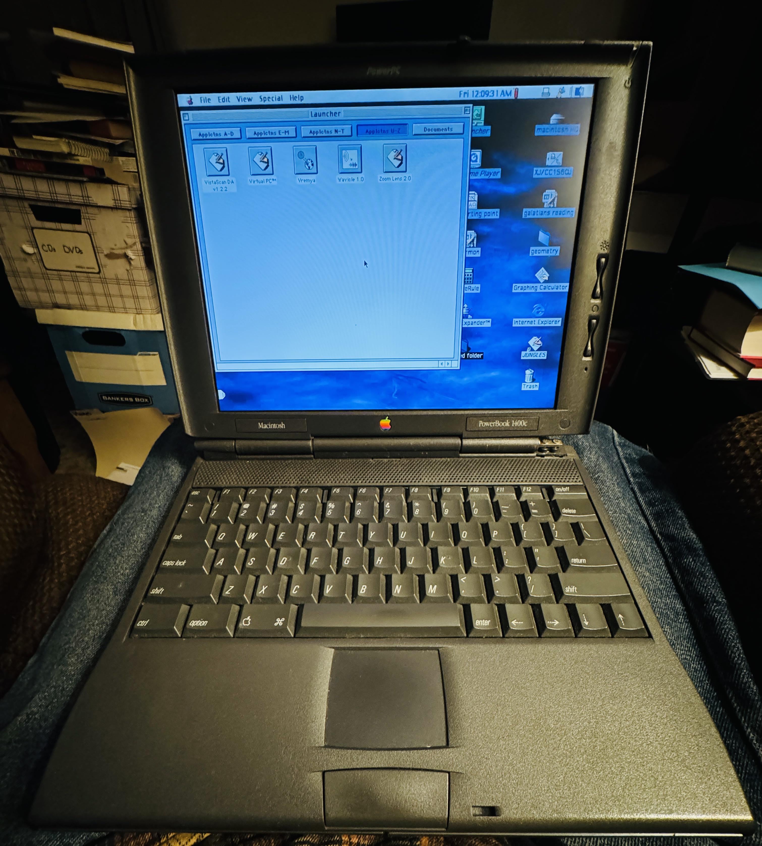 My PowerBook 1400C still works : r/MacOS