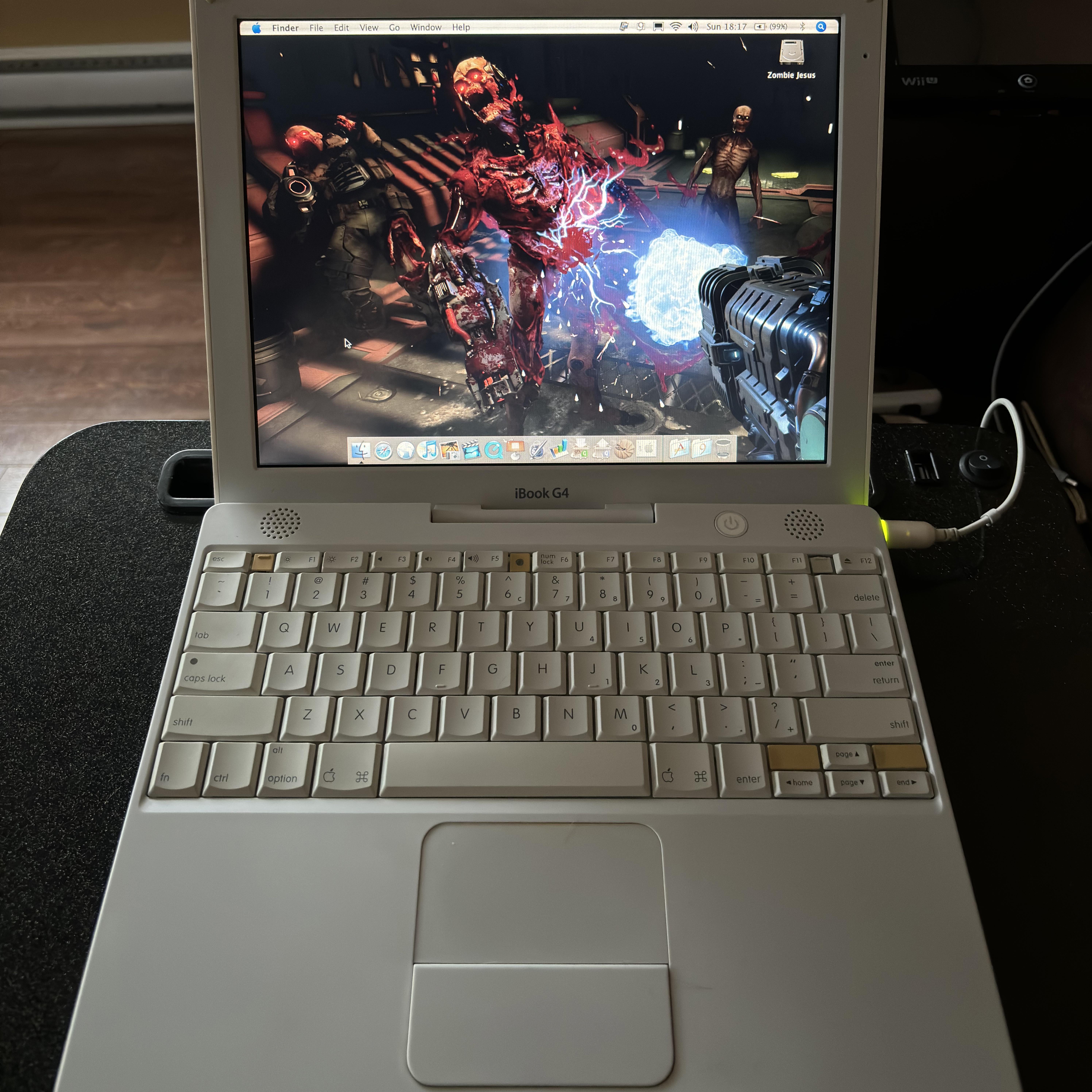 This is an iBook G4 from 2005 : r/mac