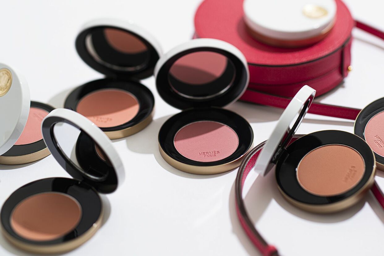 ハッピーな表情を生む、エルメスの新チーク「ローズ・エルメス」は心