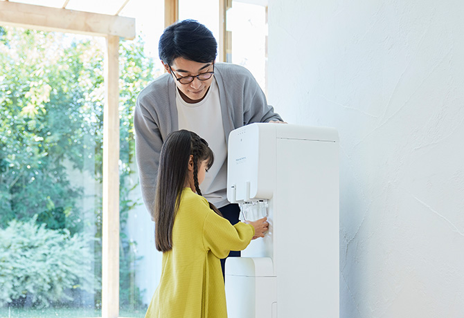 famfit（ファムフィット）｜天然水ウォーターサーバーはプレミアム