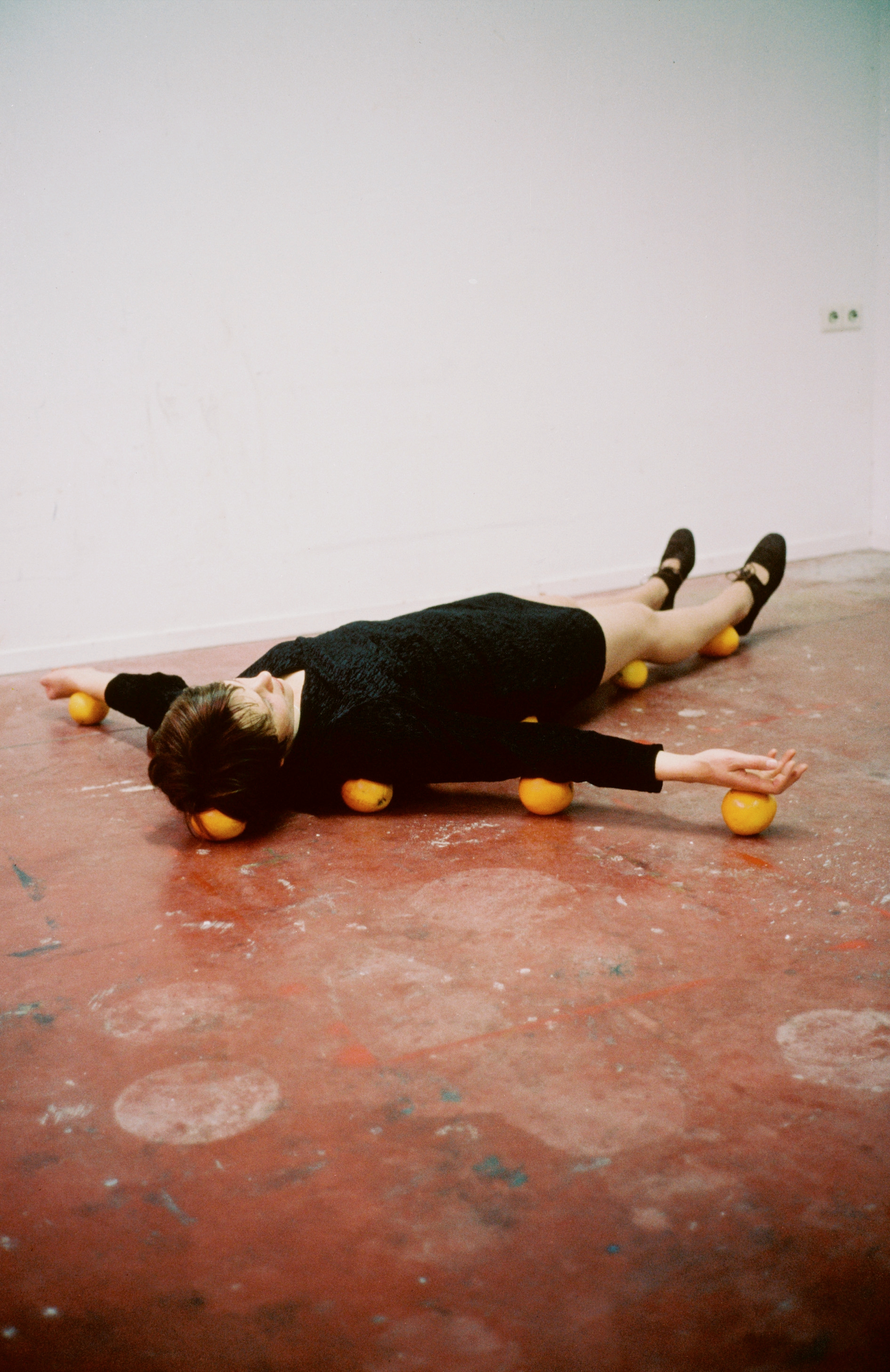 Erwin Wurm's One Minute Sculptures are refreshing