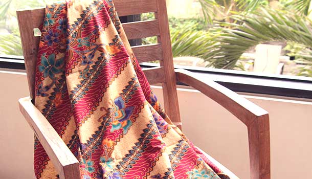 バティック プカロンガン bp0002・花柄レッドの花更紗 | ピュアラバリ