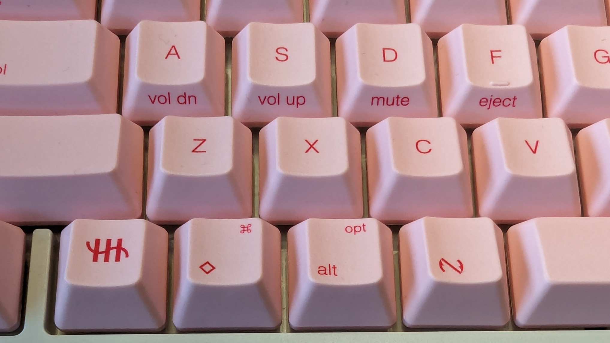 桜色のキートップでHHKBをカスタマイズできる「キートップセット（桜