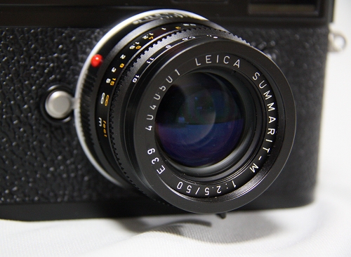 製品レビュー】唯一無二のレンジファインダーなデジタルカメラ『ライカ