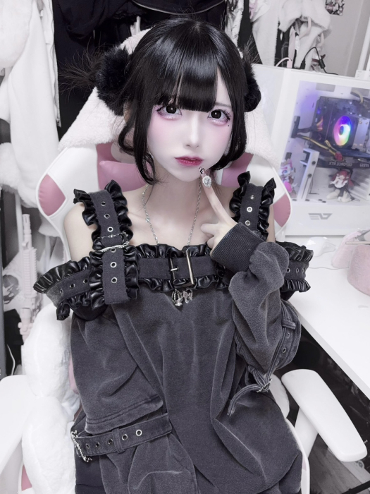 IMVAL / Off Shoulder Dress - QOOZA