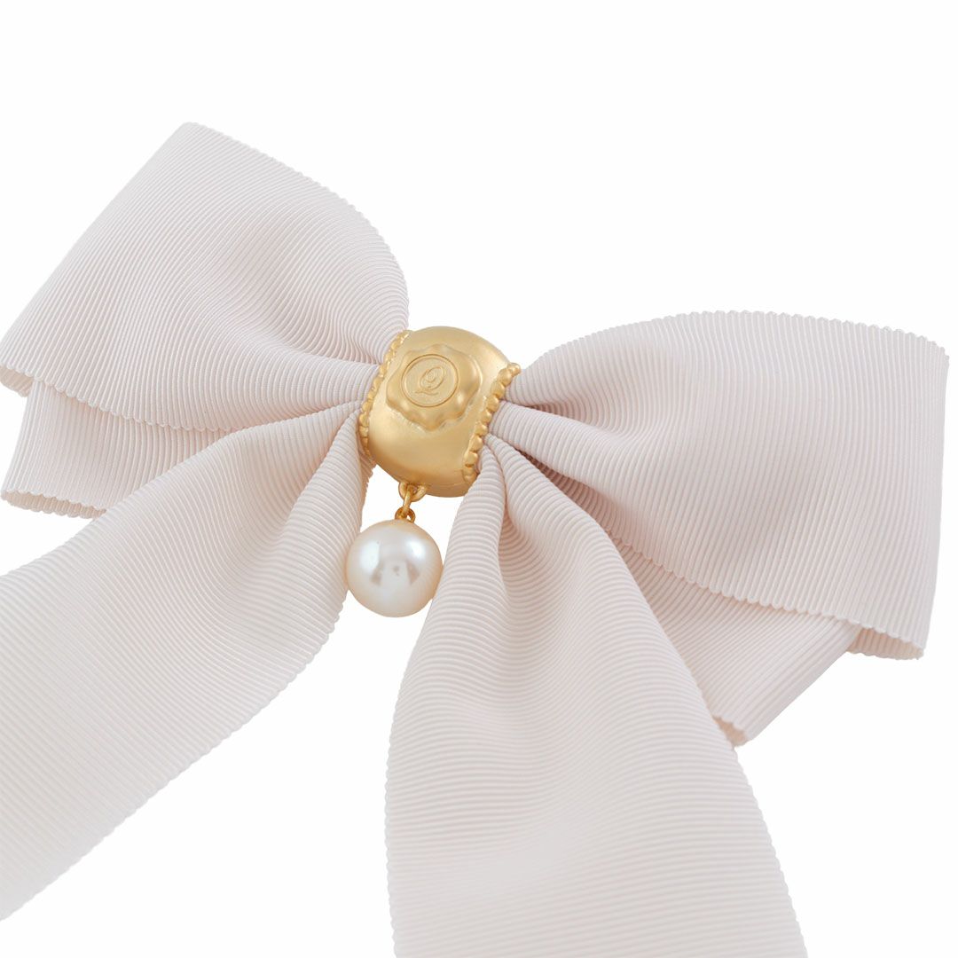 グログランリボン パール ブローチ（オフホワイト） | Q-pot. ONLINE SHOP