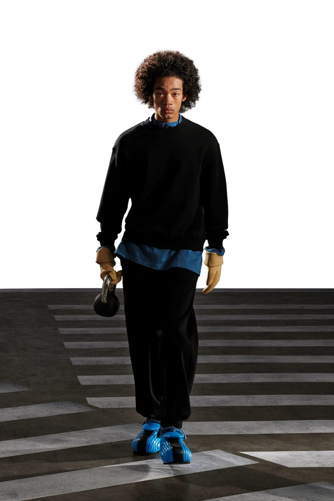 XANDER ZHOU 2023AW COLLECTION │ QUI - Fashion & Culture media