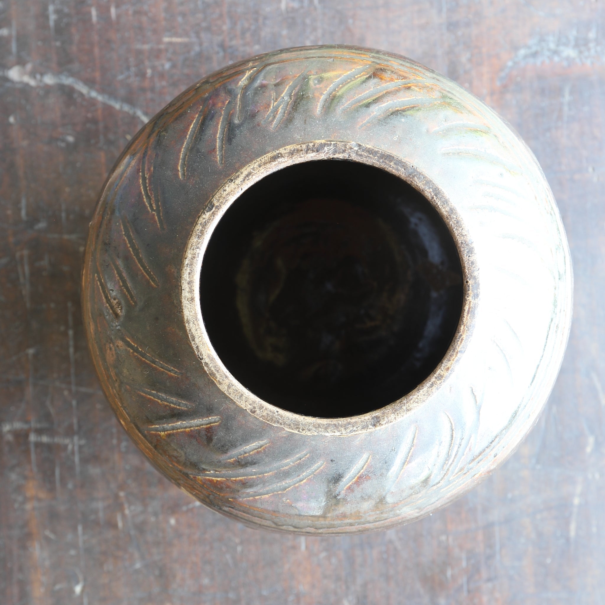 李朝 飴釉面取有蓋瓶（1392–1897 CE） | 入蘆花（ロカニイル）