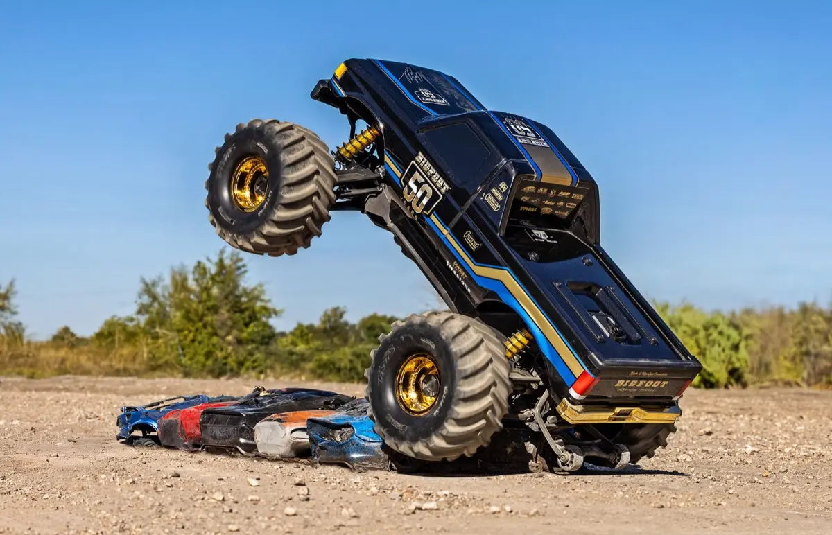 新製品】TRAXXAS X-Monster BIGFOOT 50th | トラクサスの大型