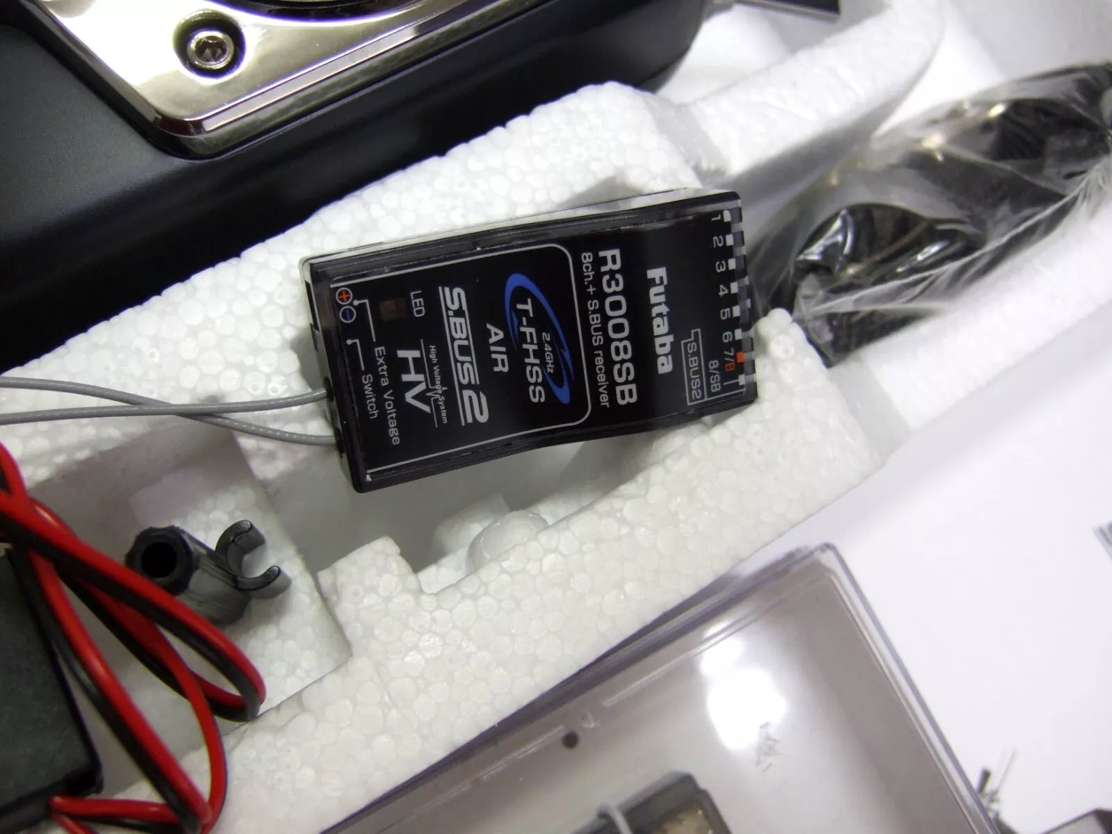 フタバ 10J 送信機 - 10 チャンネル 2.4GHz S-FHSS T-FHSS 無線