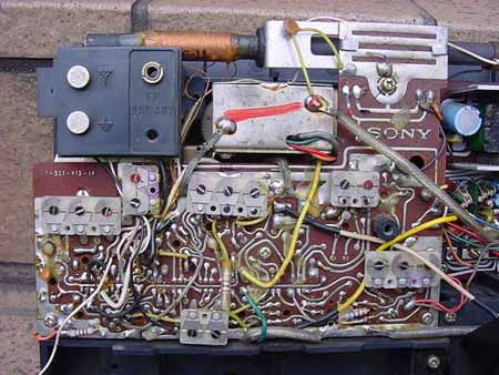 SONY TFM-2000F ワイドFM （通電のみ確認） SONY TFM-2000F ワイドFM