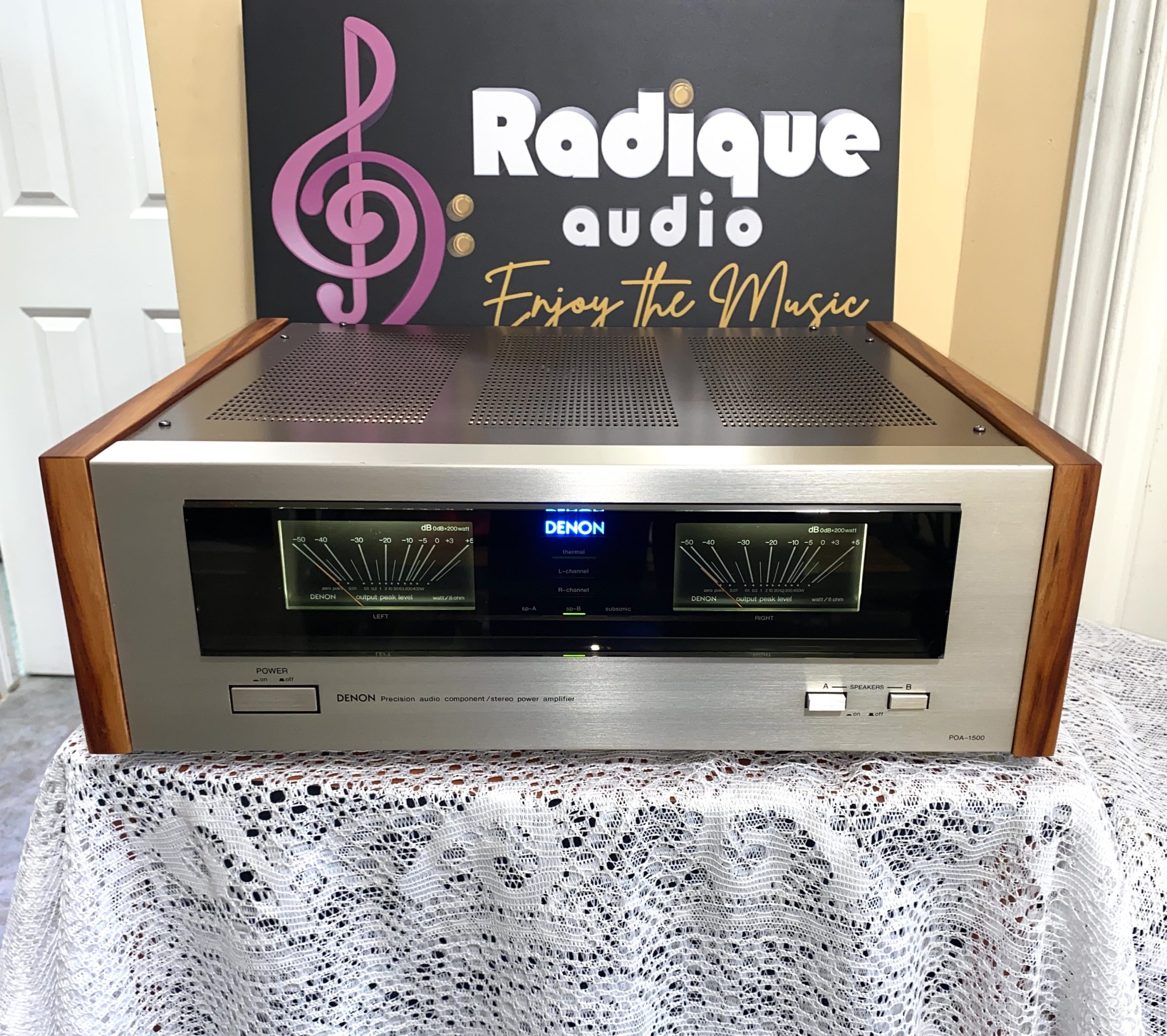 Vintage Denon 150 WPC Power Amplifier in Cherry POA-1500 - Radique Inc