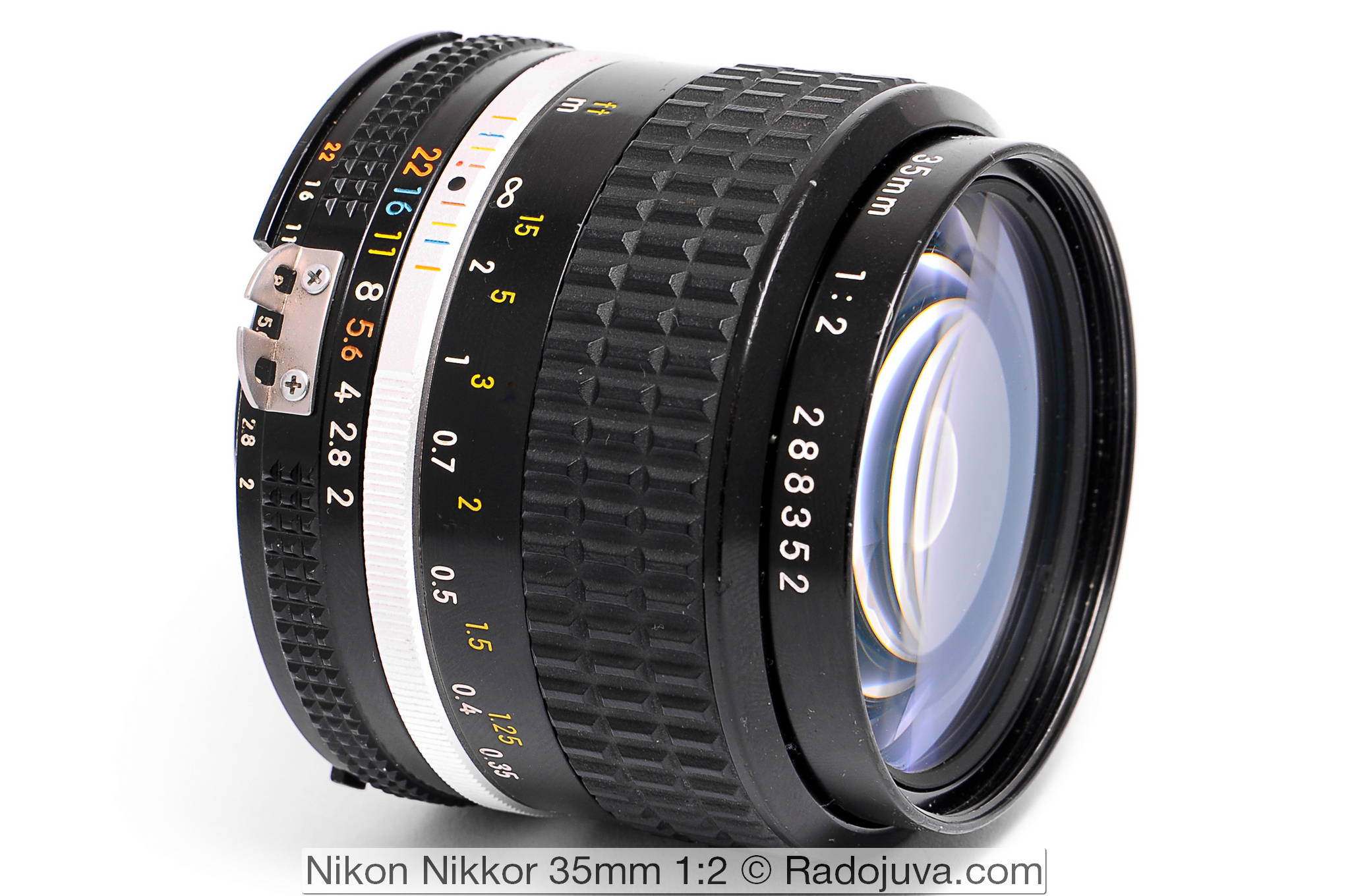 Review Nikon Nikkor 35mm 1: 2 (AI-S) | Happy