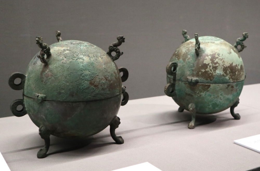 泉屋博古館東京で3000年前の中国青銅器がグッと身近になる「不変／普遍