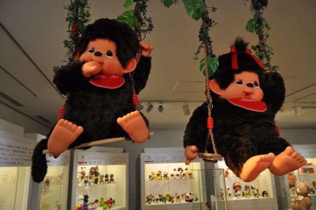 横浜人形の家「モンチッチ」300体が大集合！発売45周年記念展 – 神奈川