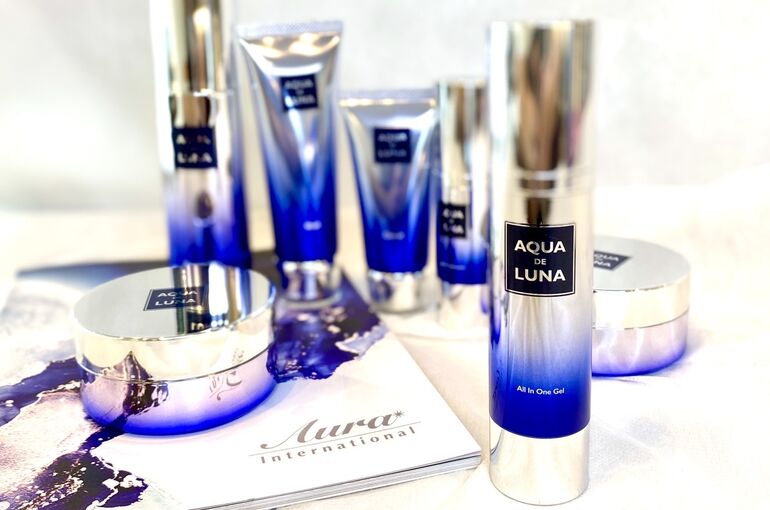 AQUA DE LUNA スキンケアオールインワンジェル | お客様に知って