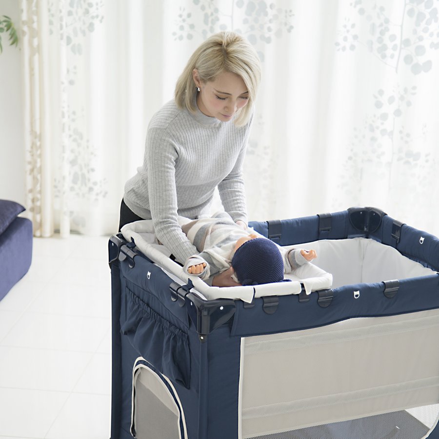 カトージ ポータブルベビーベッド おむつ替えテーブル付 ネイビー