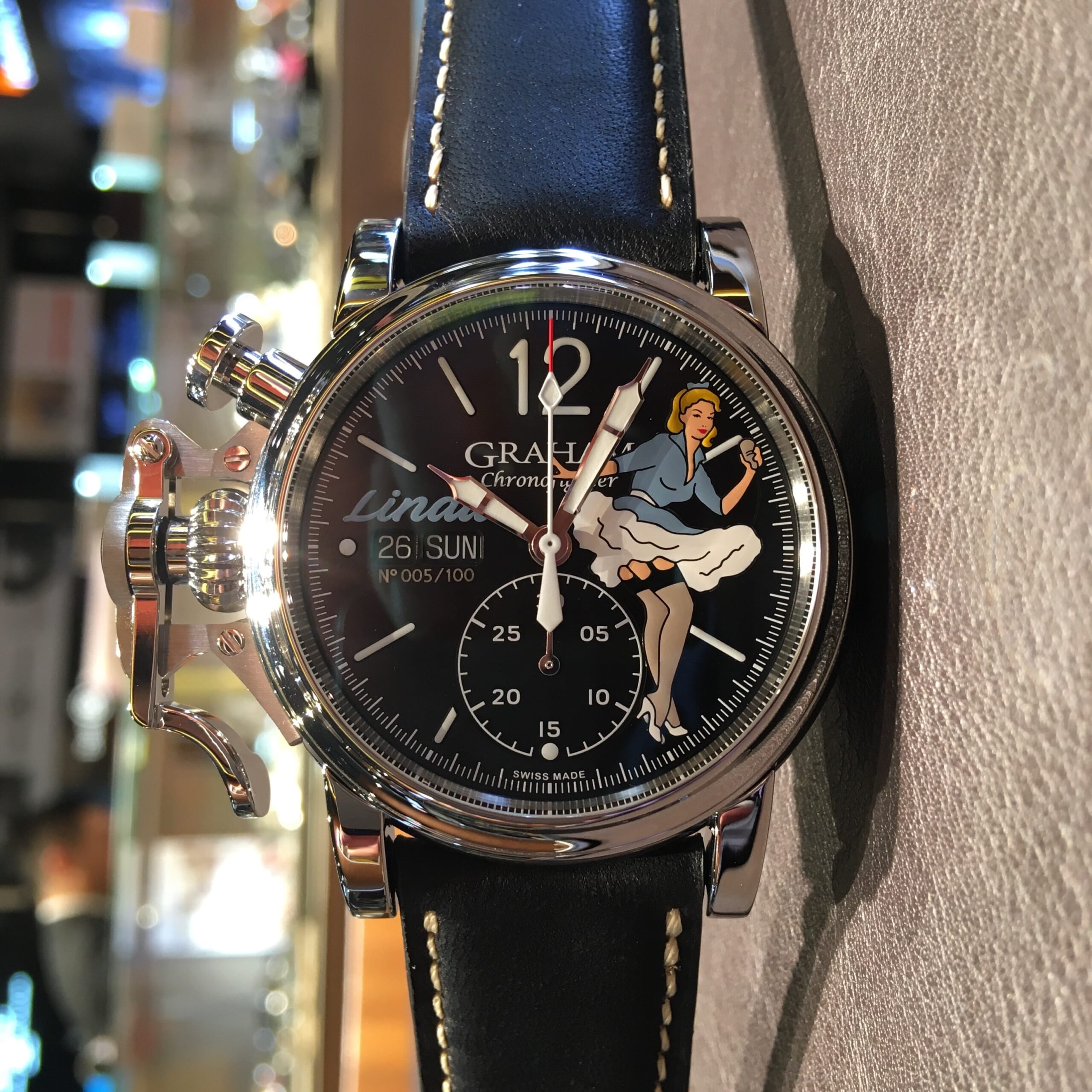 グラハム、人気のノーズアートモデル！そもそもノーズアートってなに