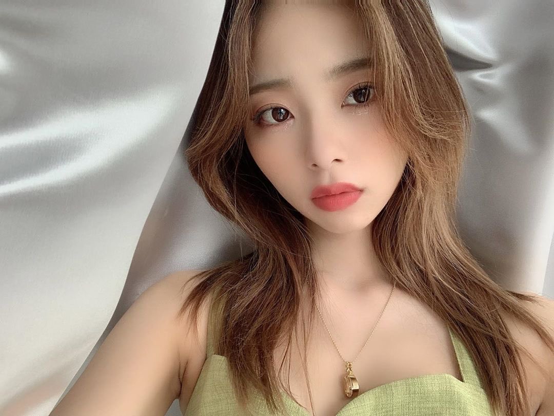 SALE】乃木坂46 川村真洋さん掲載ページ（ポスターサイズ）#3778 SALE