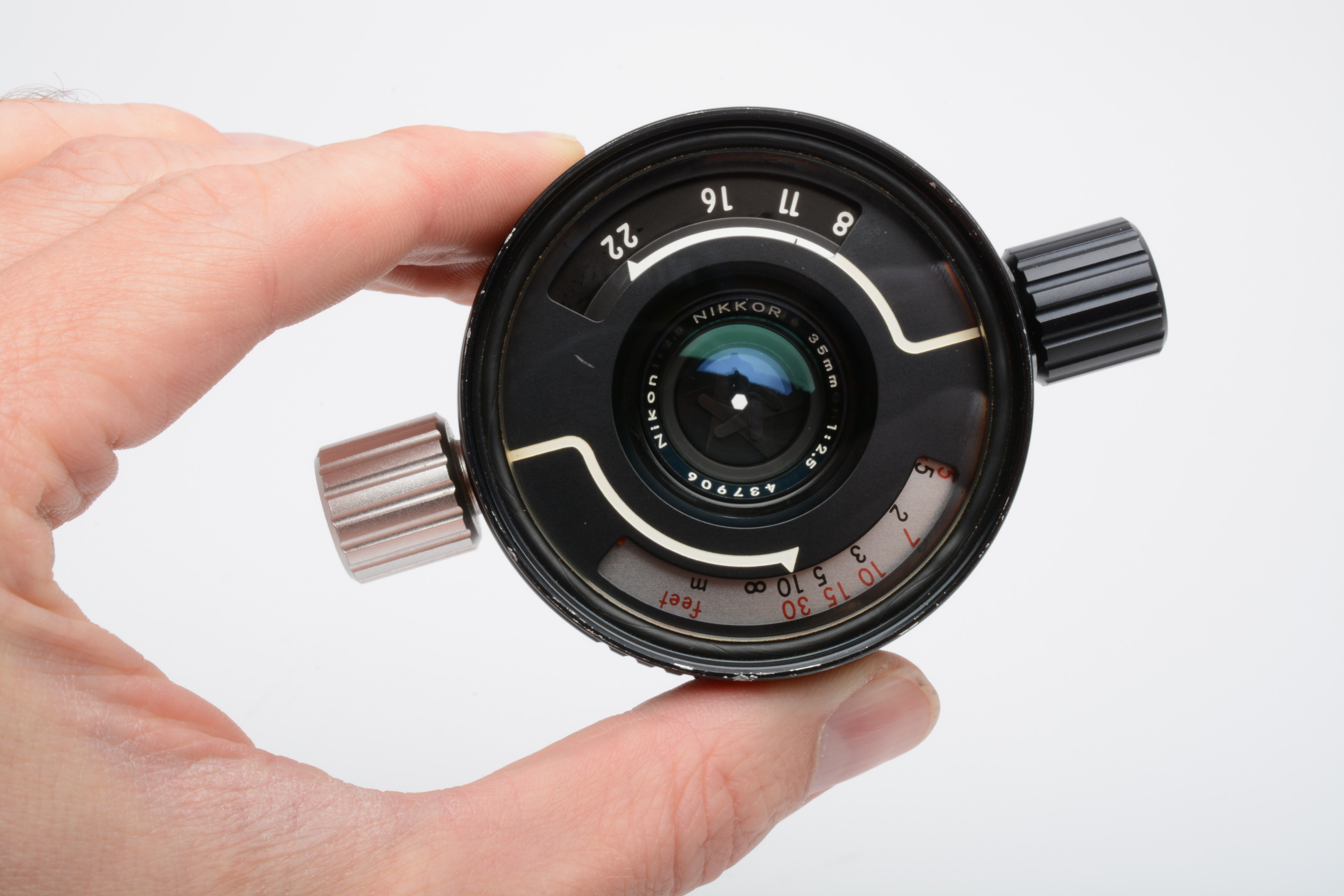 Nikon W Nikkor Nikonos 35mm f2.5 lens in box – RecycledPhoto