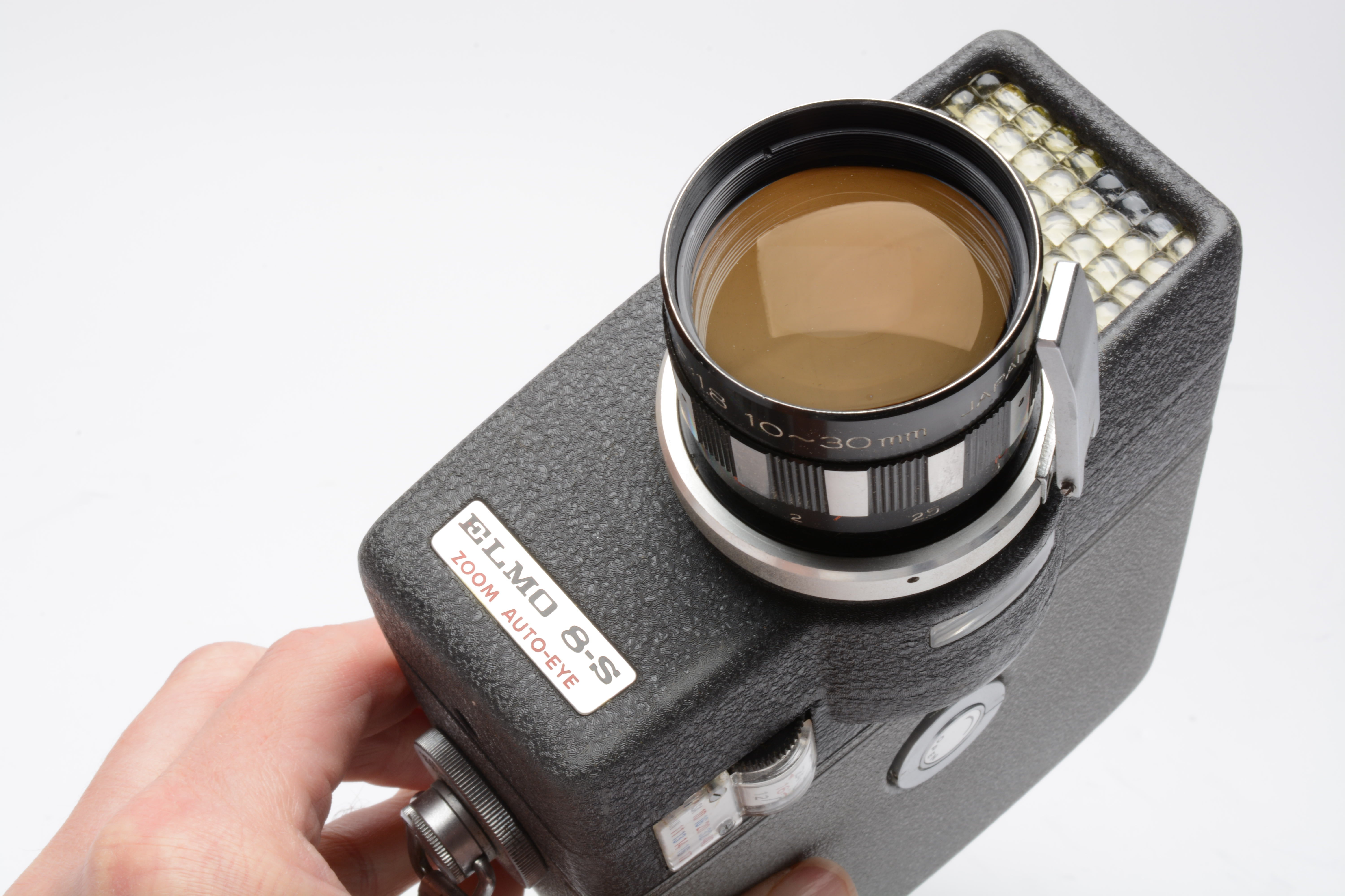 Elmo 8-S Zoom auto eye 8mm Movie camera, filter, case, manual