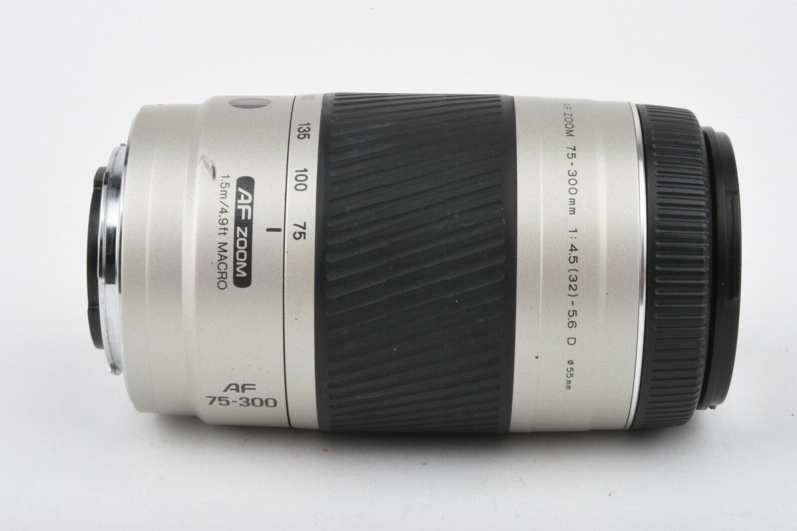 Minolta AF 75-300mm F4.5-5.6D Macro Zoom Lens, Caps, nice & clean