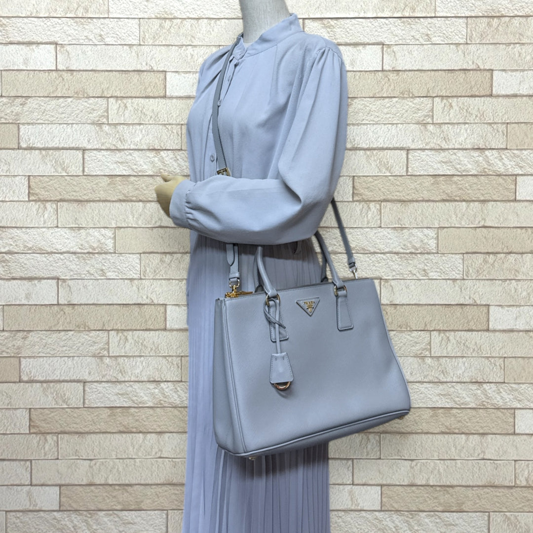 PRADA プラダ ガレリア ラージ サフィアーノ ショルダーバッグ レザー