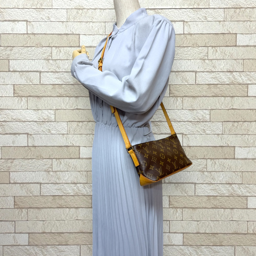 LOUIS ルイ・ヴィトン トロター ショルダーバッグ VUITTON ルイ