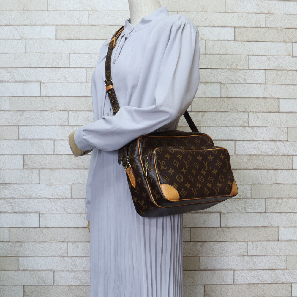 LOUIS VUITTON ルイヴィトン ナイル モノグラム ショルダーバッグ