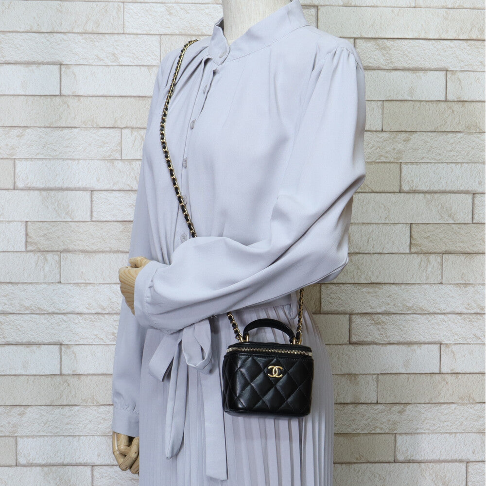 シャネル CHANEL スモールバニティ マトラッセ ショルダーバッグ