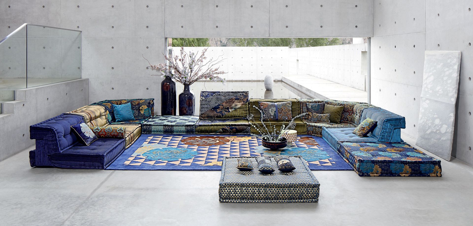 斬新なデザインで人気の ラグジュアリーインテリアブランド「ロッシュ