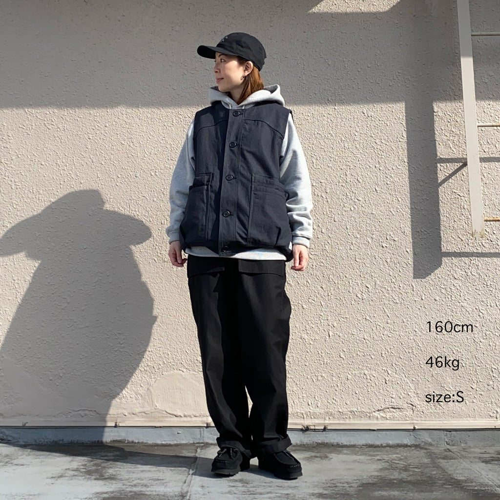 SASSAFRAS『OVERGROWN HIKER VEST(L/R COTTON CANVAS)』(BLACK