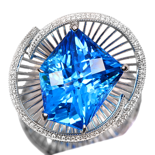 大粒スイスブルートパーズ 56ct ダイヤモンド 0.6ct ホワイトゴールド