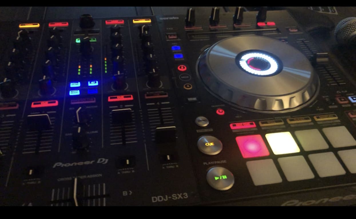 Pioneer DJ DDJ-SR2 2-Channel Serato DJ Controller | Guitar Center